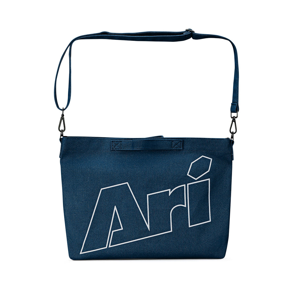 ARI SHOULDER BAG - NAVY/WHITE/BLACK