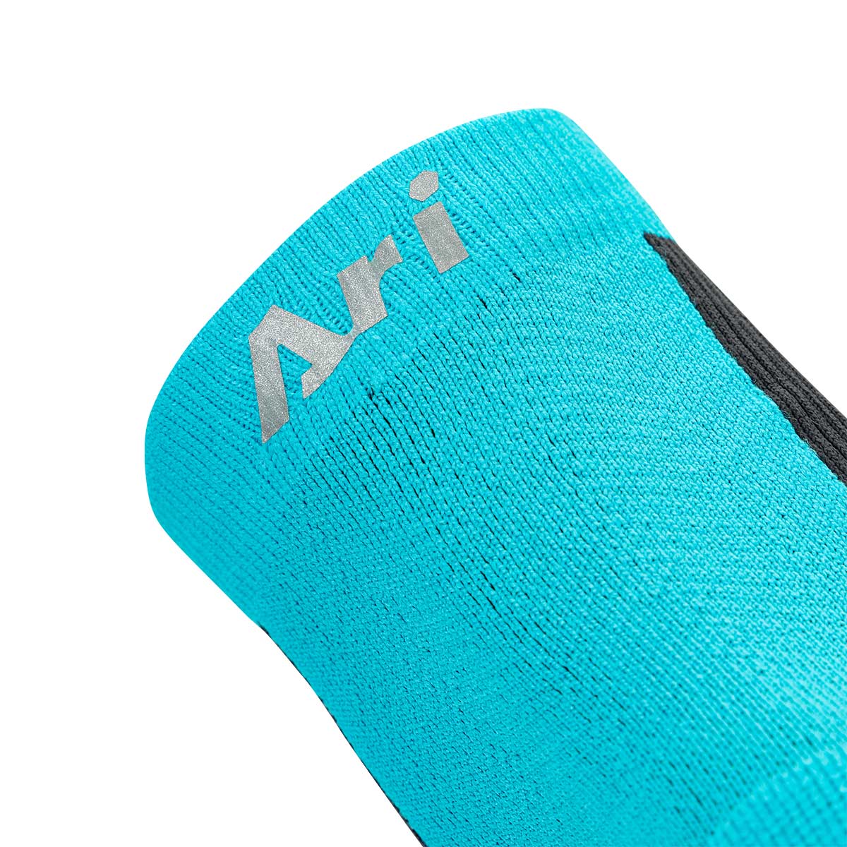 Ari Tabi Qtr Running Socks Black Blue Silver