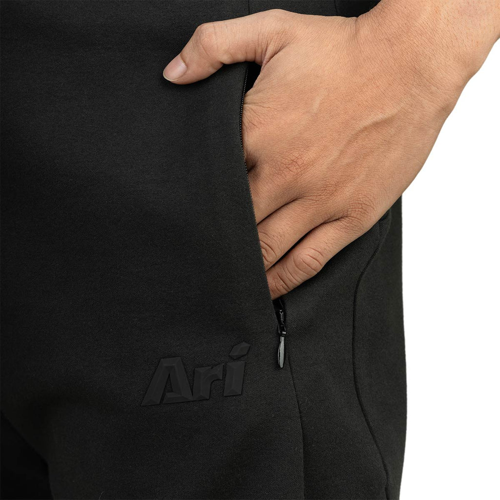 ARI TAG SHORTS - BLACK/BLACK/BLACK