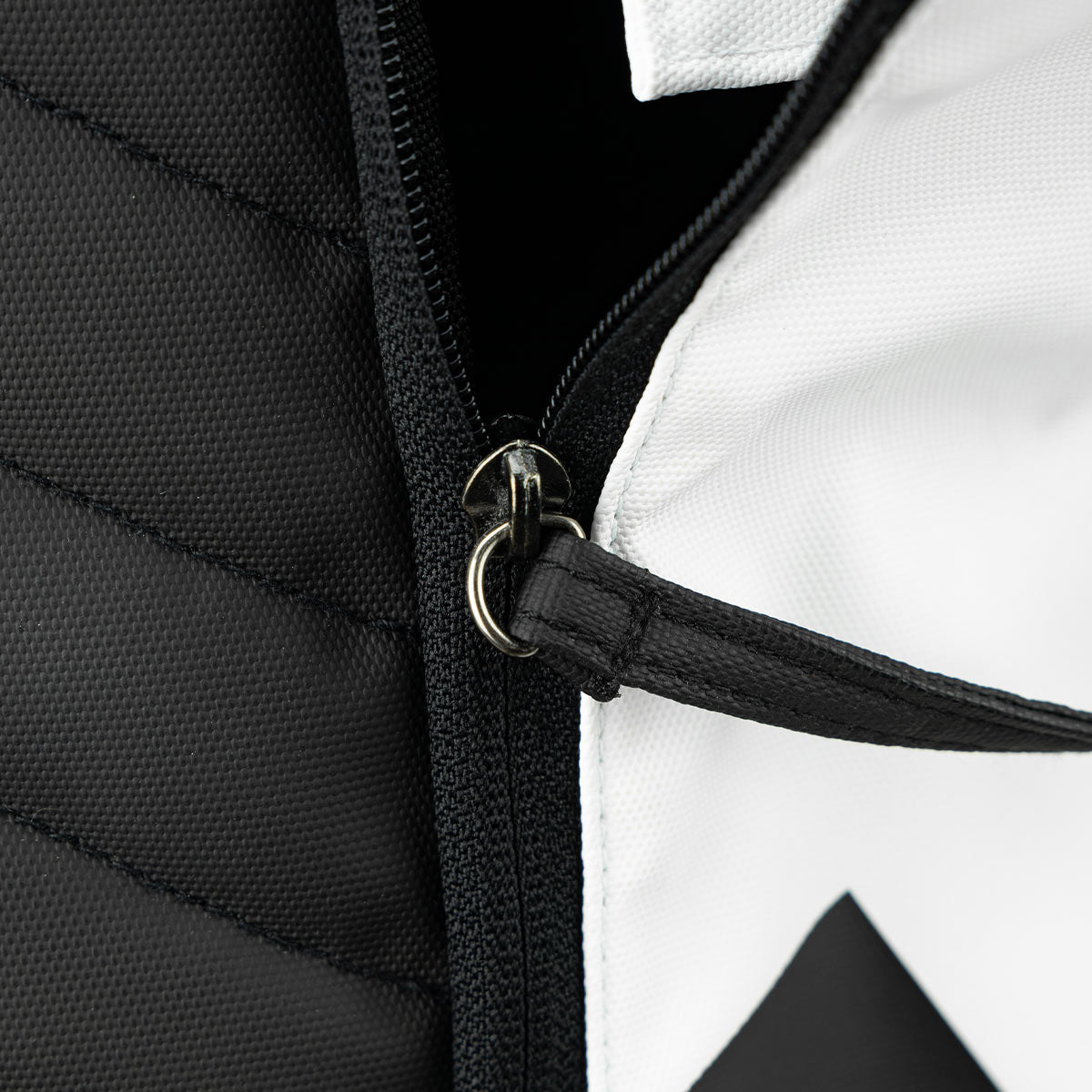 ARI UTILITY BACKPACK - BLACK/WHITE/VOLT