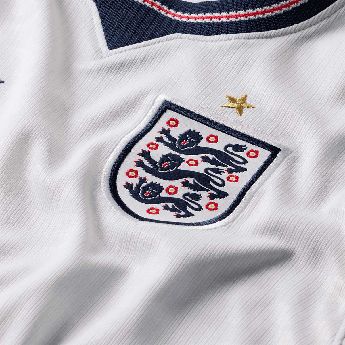 NIKE ENGLAND 2026 HOME KIDS JERSEY - WHITE/SPEED RED/OBSIDIAN/OBSIDIAN