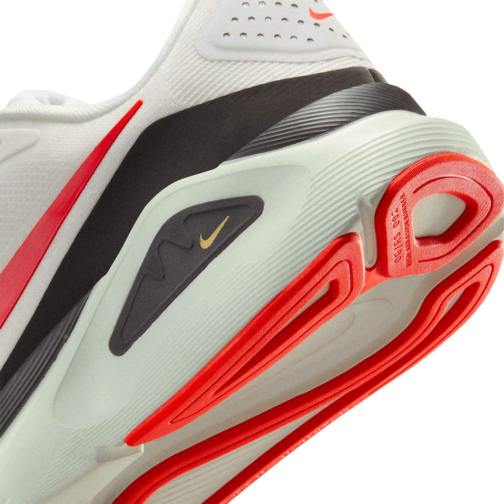 Nike M Structure 26