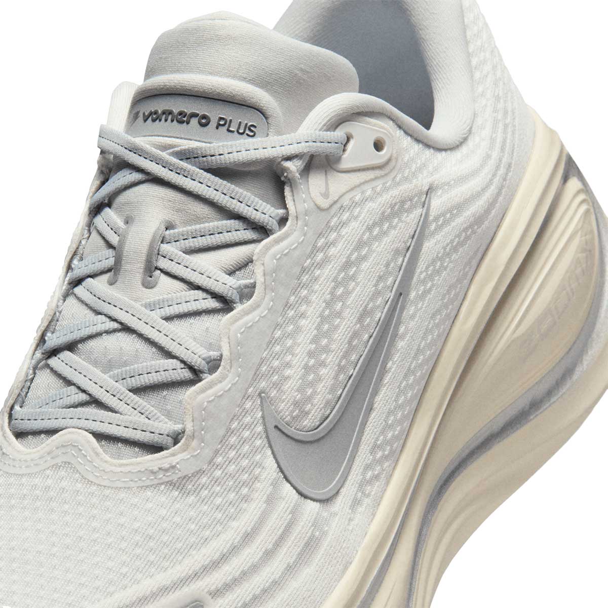 Nike M Vomero Plus Platinumtint Reflectsilver Greyfog