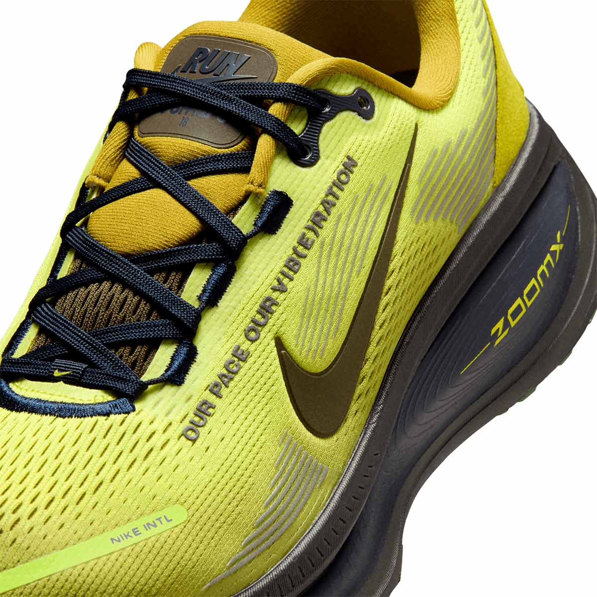 Nike M Vomero 18 Se
