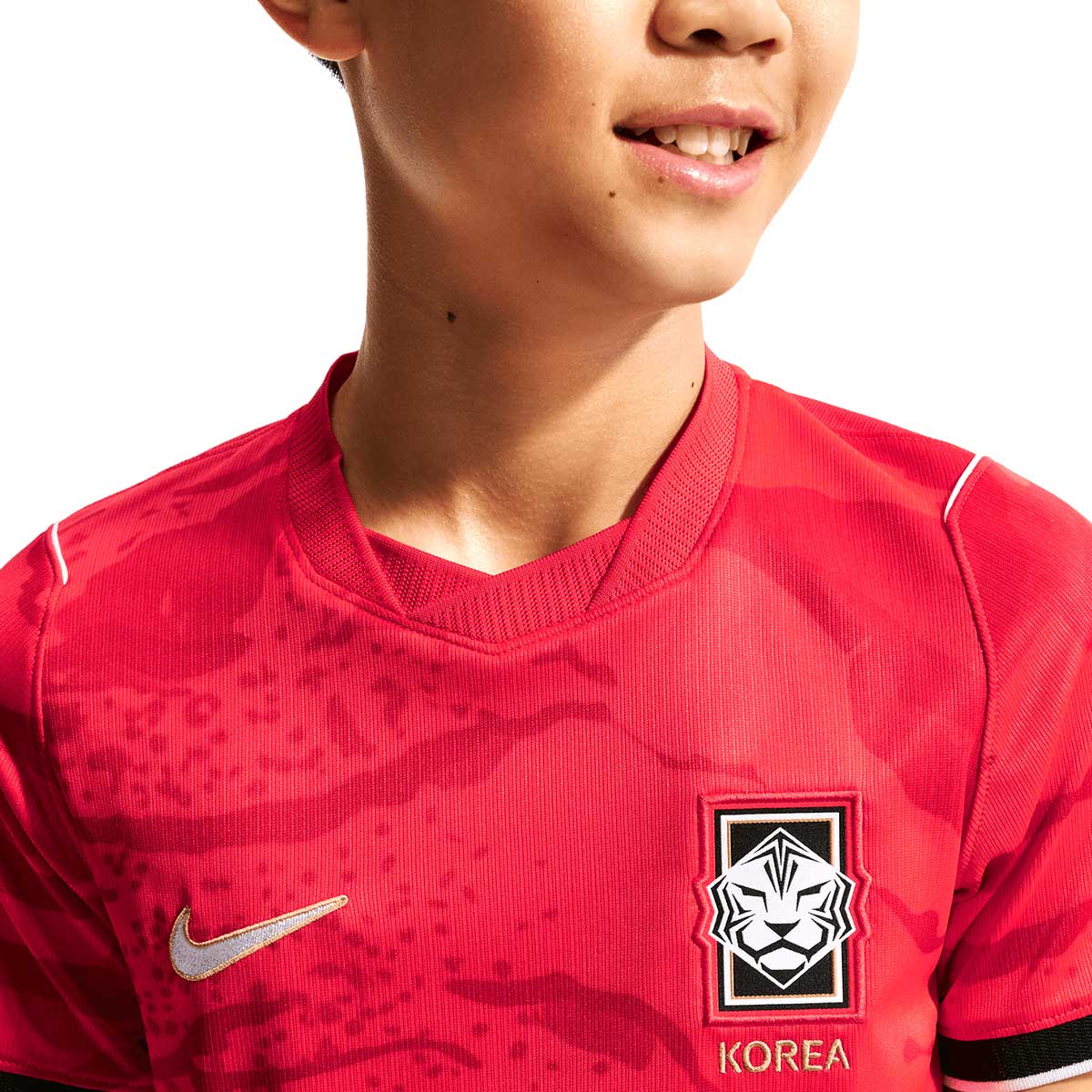 NIKE SOUTH KOREA 2026 HOME KIDS JERSEY - GLOBAL RED/BLACK/WHITE/CLUB GOLD