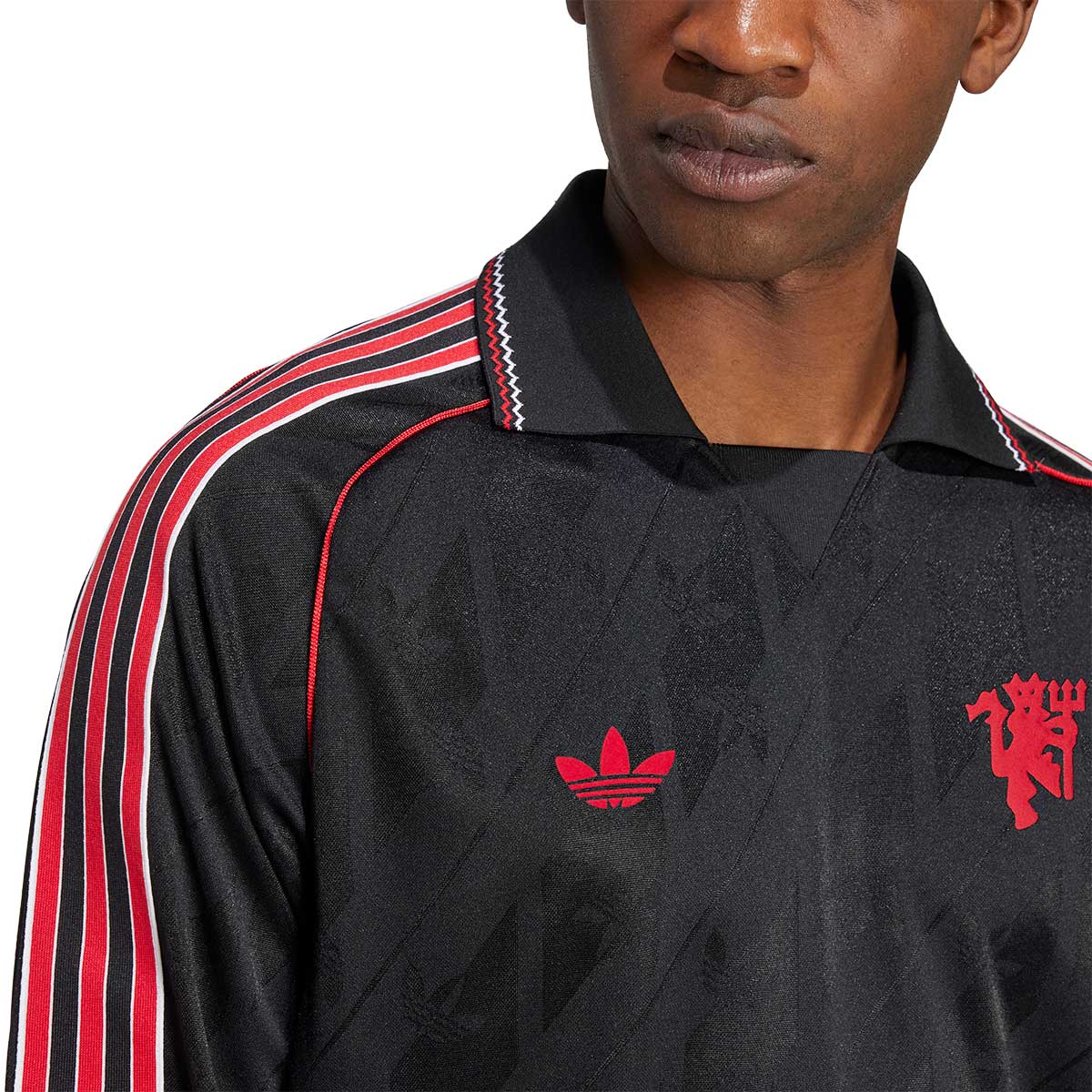 ADIDAS MAN UTD LIFESTYLER JERSEY - BLACK/MUFC RED