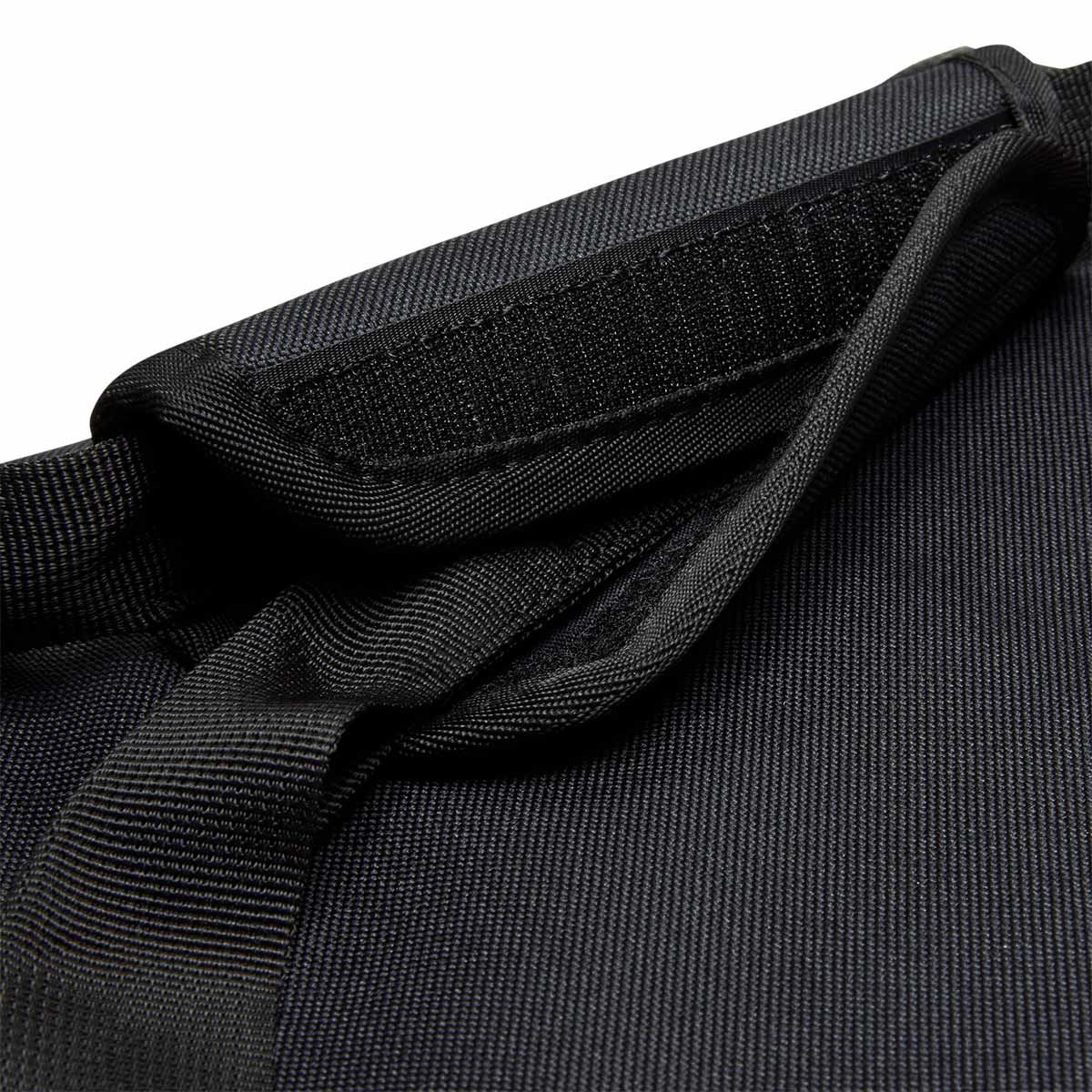 NIKE ACADEMY TEAM DUFFLE BAG (L,95L) - BLACK/BLACK/WHITE
