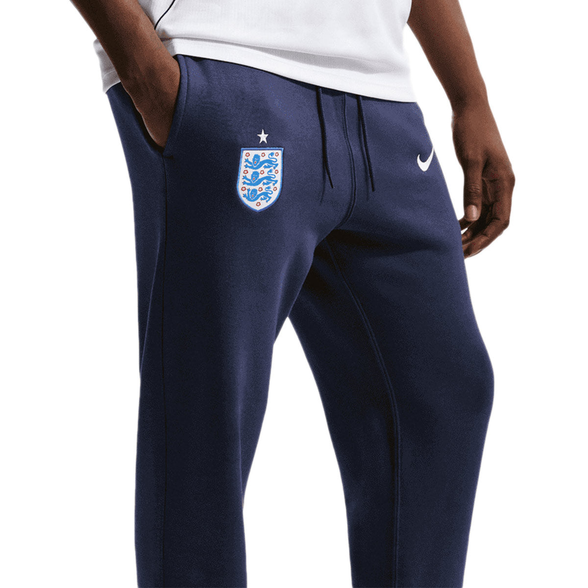 NIKE ENGLAND 2026 CLUB JOGGER BB PANTS - MIDNIGHT NAVY/WHITE