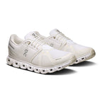 On M Cloud 6 White White