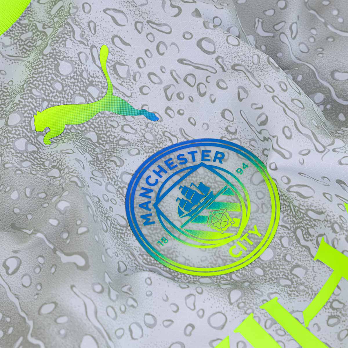 PUMA MANCHESTER CITY 2025/2026 THIRD PLAYER JERSEY - COOL WEATHER/PRO GREEN