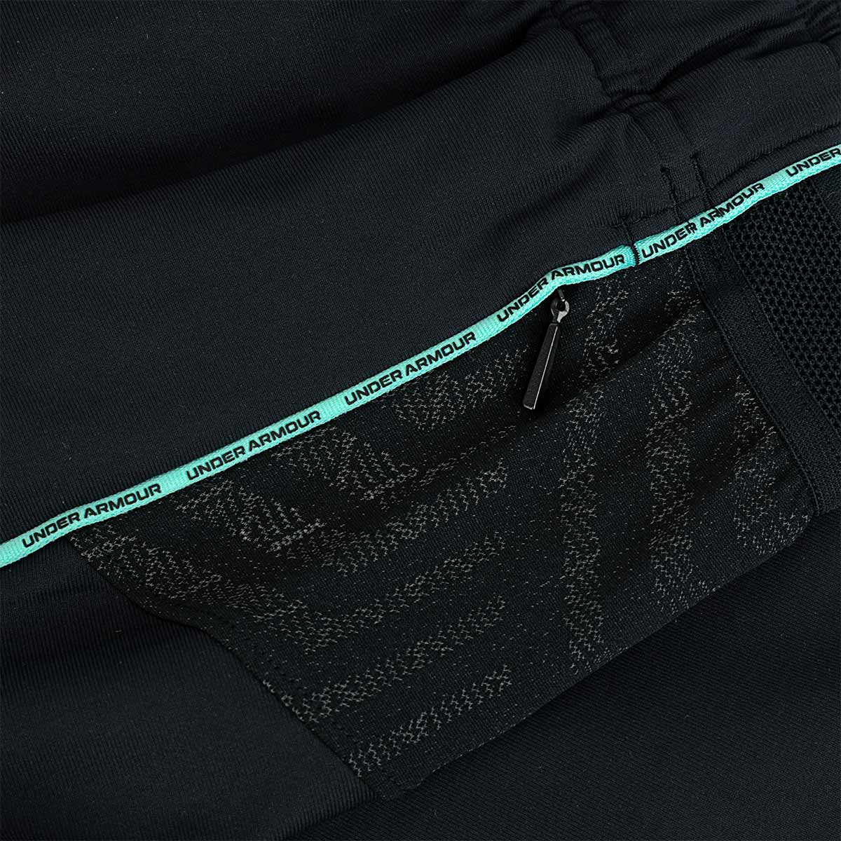 UNDER ARMOUR CHALLENGER PANTS MANSORY - BLACK/TROPICAL TIDE